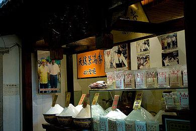 国产科幻游戏《异宇星还》新演示 黑丝兔女郎陪伴